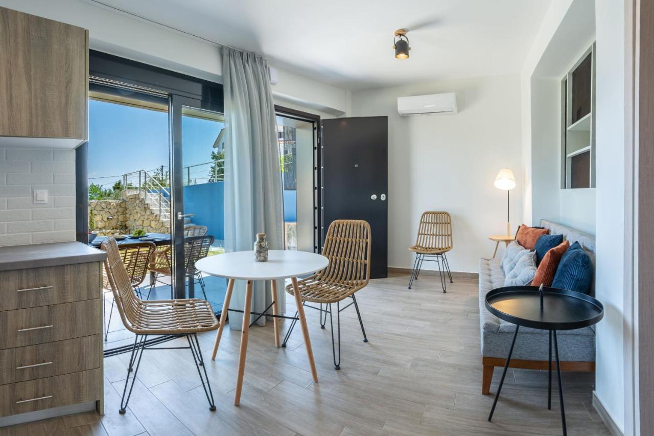 Anelia'S And Lydia'S Design Apartments Swimming Pool 尼基亚娜 外观 照片